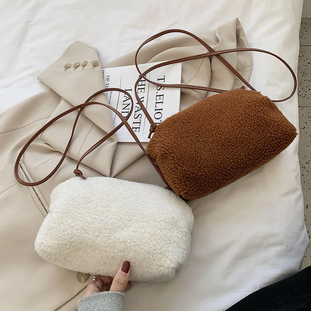 Youth Ladies Simple Versatile Bag Casual Solid Fleece Underarm Bag Women Small Square Money Phone Crossbody Pouch
Youth Ladies Simple Versatile Bag Casual Solid Fleece Underarm Bag Women Small Square Money Phone Crossbody Pouch