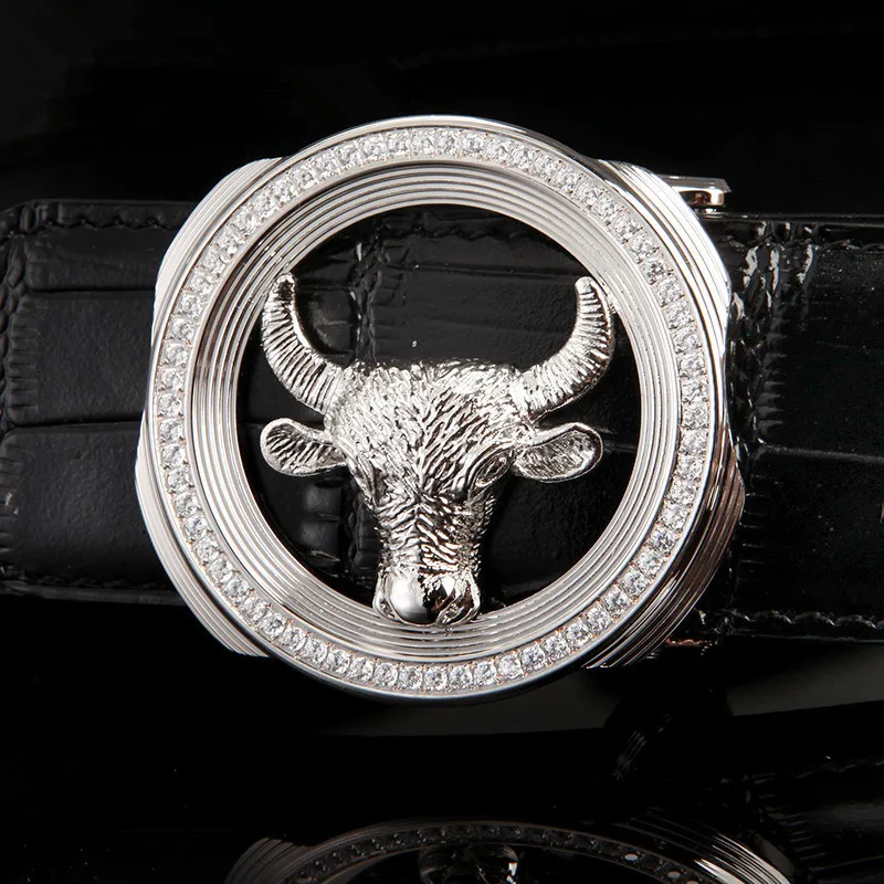 2021 New MEN'S Stainless steel bull buckle belt Leisure cowskin leather crocodile pattern fashion famous luxury men's pants belt
2021 New MEN'S Stainless steel bull buckle belt Leisure cowskin leather crocodile pattern fashion famous luxury men's pants belt
