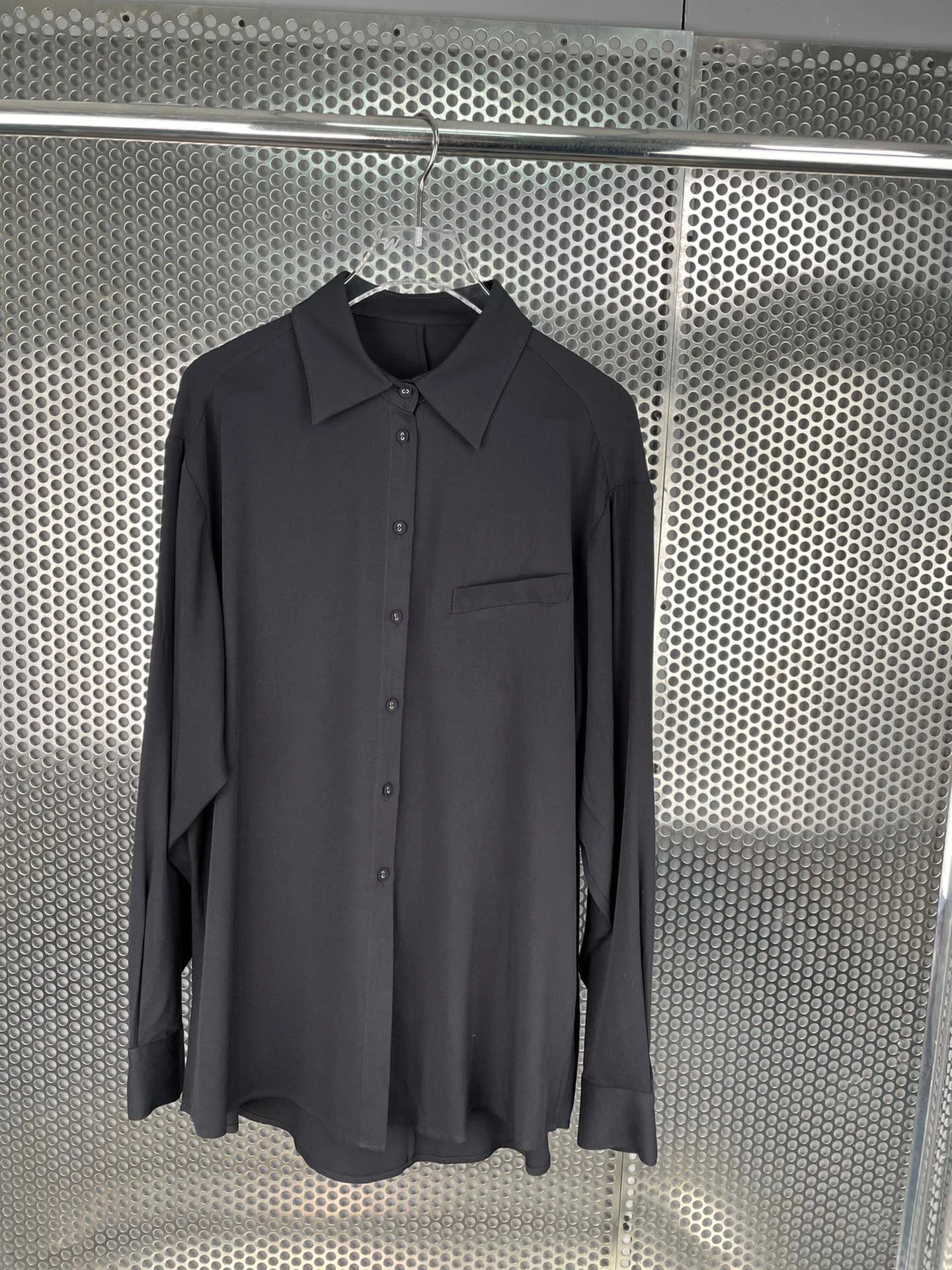 Fake Pocket Shirt Women Single Breasted Loose Temperament Blouse Designer Clothes
Fake Pocket Shirt Women Single Breasted Loose Temperament Blouse Designer Clothes