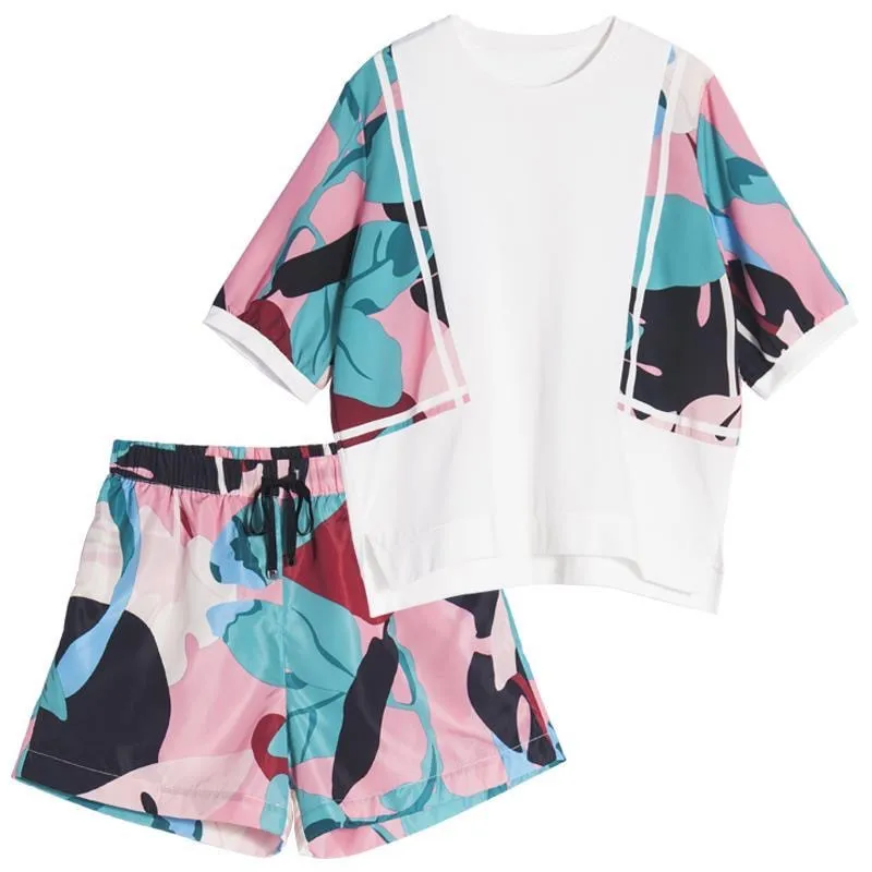 New Summer Tracksuit For Women Printed Patchwork O-Neck T-Shirt + Elastic Waist Drawstring Shorts Ladies Suits Female Clothing
New Summer Tracksuit For Women Printed Patchwork O-Neck T-Shirt + Elastic Waist Drawstring Shorts Ladies Suits Female Clothing