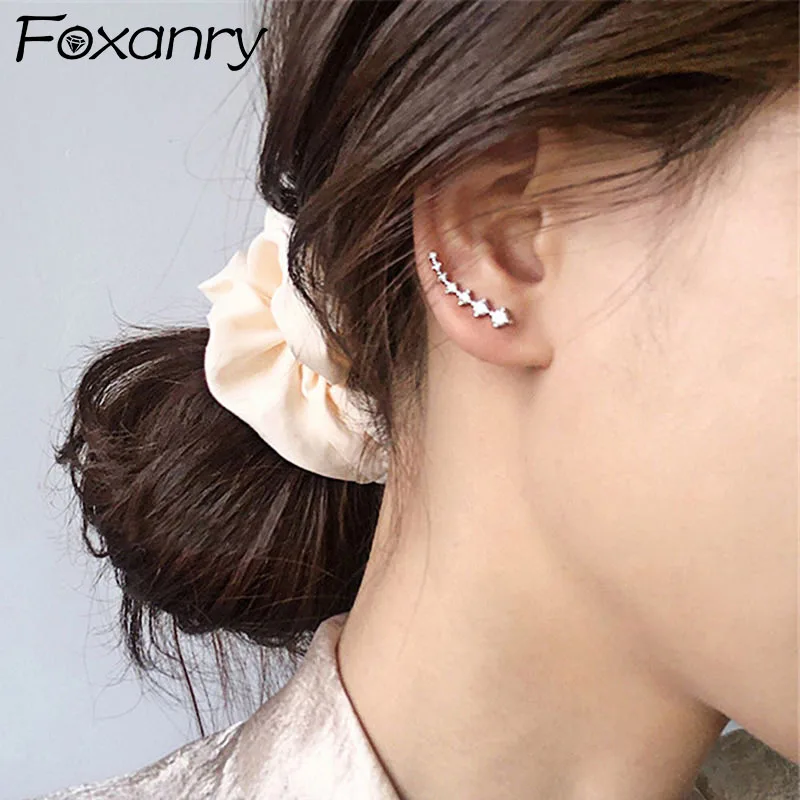 Foxanry Silver Color Party Stud Earrings for Women New Fashion Sparkling Single Row Zircon Elegant Wedding Bride Jewelry
Foxanry Silver Color Party Stud Earrings for Women New Fashion Sparkling Single Row Zircon Elegant Wedding Bride Jewelry