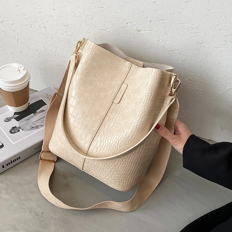 Stone Pattern Small PU Leather Crossbody Bags for Women 2021 Trending Shoulder Handbags Female Travel Cross Body Hand Bag
Stone Pattern Small PU Leather Crossbody Bags for Women 2021 Trending Shoulder Handbags Female Travel Cross Body Hand Bag
