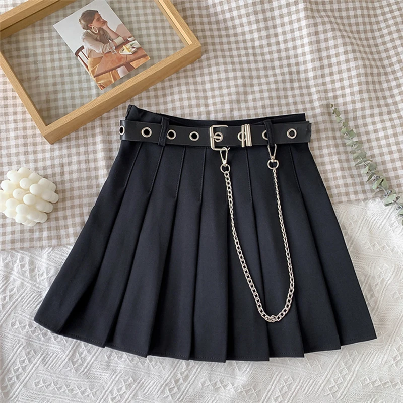Harajuku Plaid Skirt Women 2021 New y2k High Waist Mini Tennis Skirts Uniform Chain Pocket A-line Streetwear Vintage Free Belt
Harajuku Plaid Skirt Women 2021 New y2k High Waist Mini Tennis Skirts Uniform Chain Pocket A-line Streetwear Vintage Free Belt