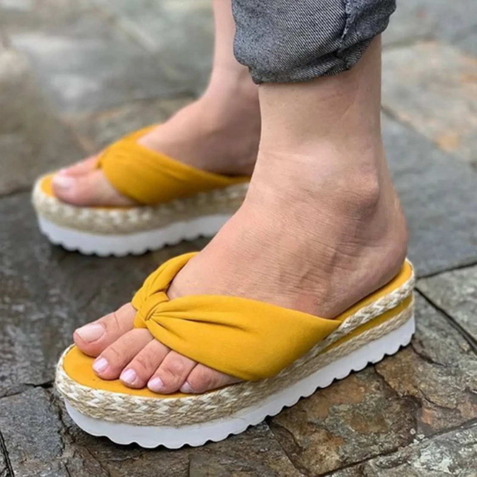 Summer Women Woven Slippers Fashion Sandals Shoes Bow Platform Sandals Indoor Outdoor Flip-flops Beach Shoes Female Slippers2021
Summer Women Woven Slippers Fashion Sandals Shoes Bow Platform Sandals Indoor Outdoor Flip-flops Beach Shoes Female Slippers2021