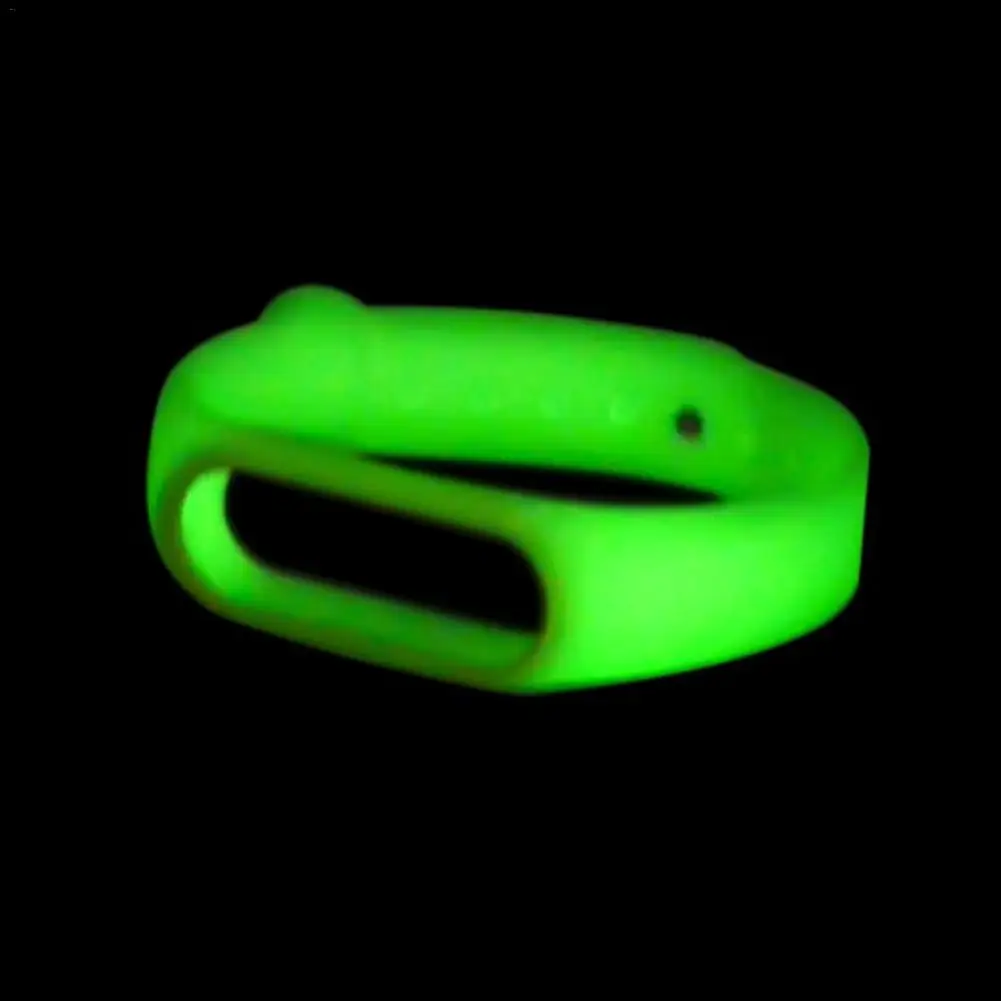 Светящийся ремешок для браслета Xiaomi Mi Band 4 и 3 флуоресцентный зеленый сменный