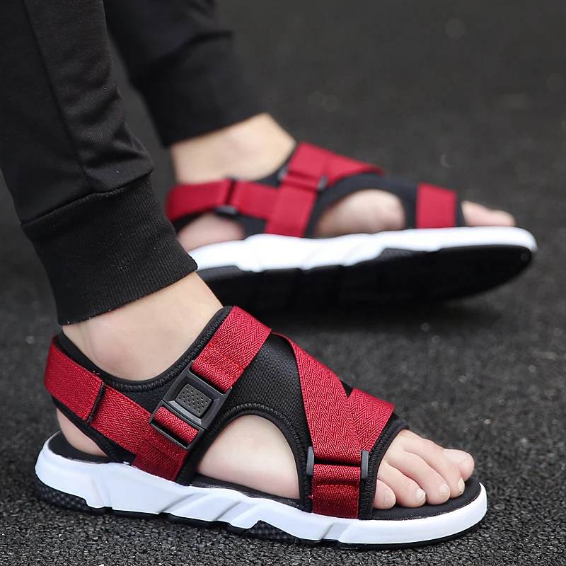 Мужские сандалии Sandali Da Uomo, коллекция 2020 года, сандалии для мужчин, вьетнамские летние сандалии 
Мужские сандалии Sandali Da Uomo, коллекция 2020 года, сандалии для мужчин, вьетнамские летние сандалии