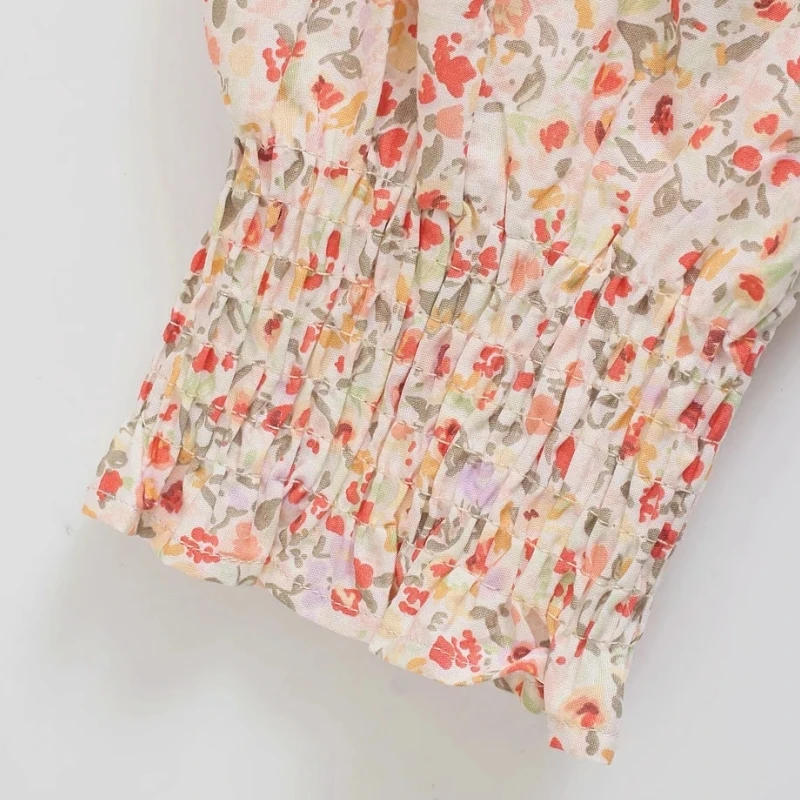 Summer Women Flower Print Slash Neck Elastic Short Blouse Female Three Quarter Sleeve Shirt Casual Lady Crop Tops Blusas S8855
Summer Women Flower Print Slash Neck Elastic Short Blouse Female Three Quarter Sleeve Shirt Casual Lady Crop Tops Blusas S8855