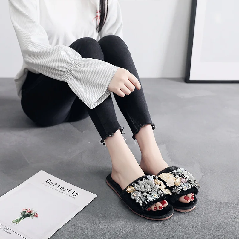 Net Celebrities With The Same Style Of Korean Trend Slippers 2022 Autumn New Flip-flops, External Wear Social Women's Plush Shoe
Net Celebrities With The Same Style Of Korean Trend Slippers 2022 Autumn New Flip-flops, External Wear Social Women's Plush Shoe