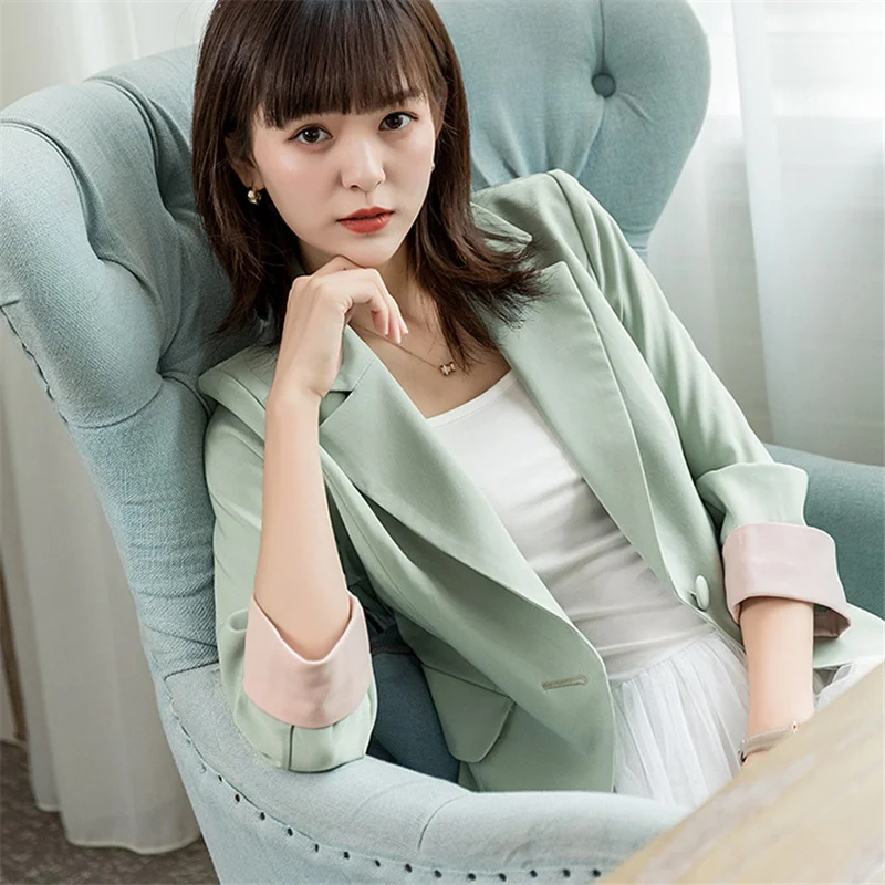 Women's thin small suit jacket 2021 spring new design contrast color fashion simple three-quarter sleeve comfortable top
Women's thin small suit jacket 2021 spring new design contrast color fashion simple three-quarter sleeve comfortable top