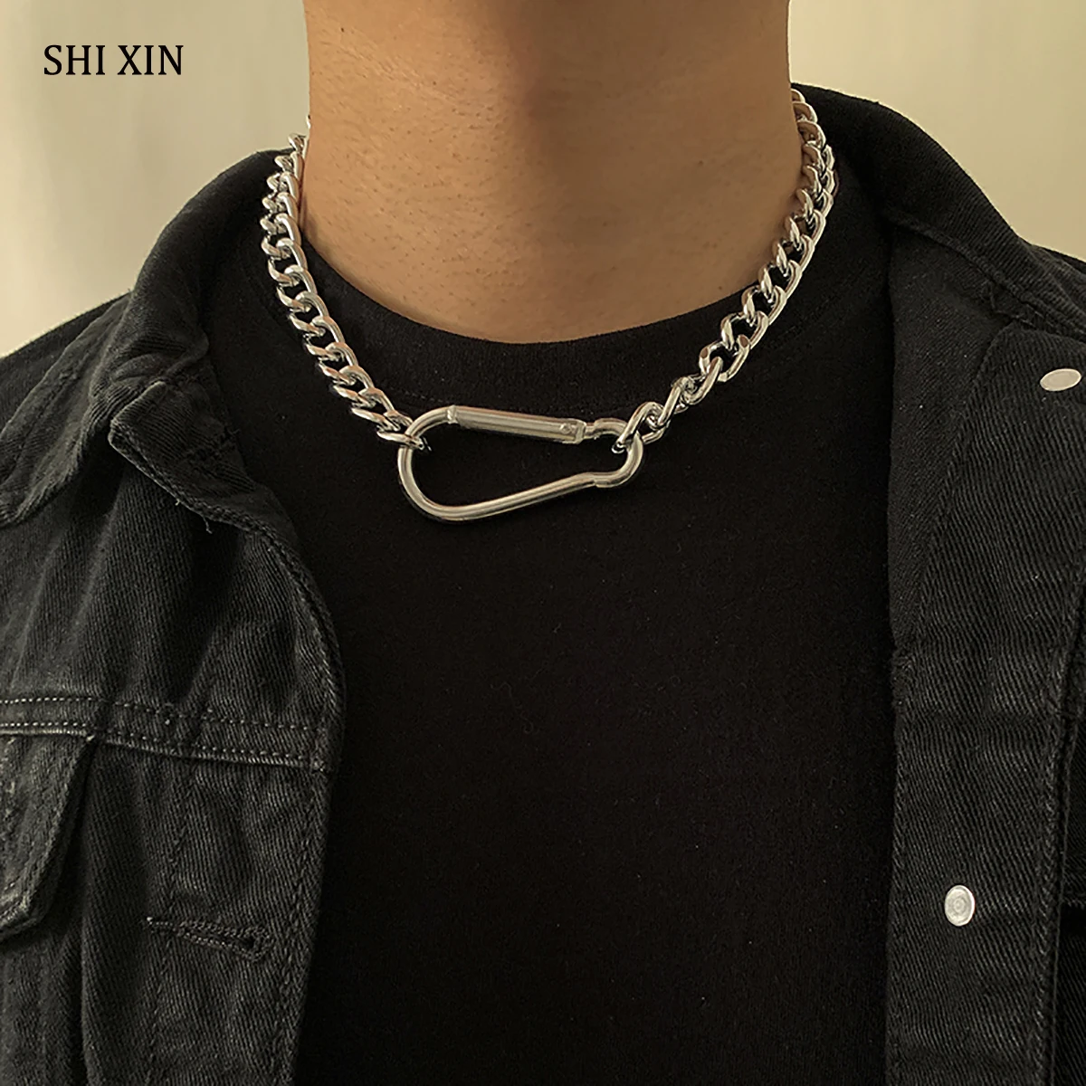 SHIXIN Hip Hop Thick Cuban Link Chain Necklace Men Punk Chunky Choker Necklace Colar for Women 2021 on Neck Jewelry
SHIXIN Hip Hop Thick Cuban Link Chain Necklace Men Punk Chunky Choker Necklace Colar for Women 2021 on Neck Jewelry
