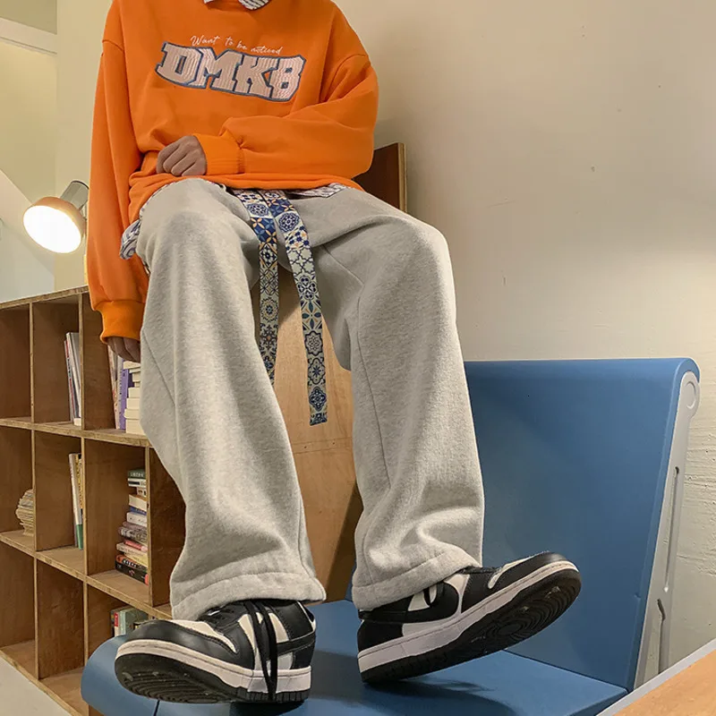 PR New Thicken Warm Jogger Swearpants For Men Streetwear Oversized Solid Color Male Casual Pants Wide Leg Casual Trouser Hip Hop
PR New Thicken Warm Jogger Swearpants For Men Streetwear Oversized Solid Color Male Casual Pants Wide Leg Casual Trouser Hip Hop