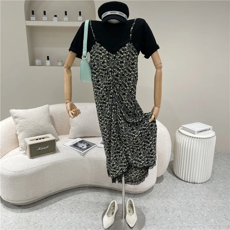 Niche Design Women's Spring Summer 2021 Fashion Sling Stitching T-shirt Fake Two Pieces Temperament Flower Dress
Niche Design Women's Spring Summer 2021 Fashion Sling Stitching T-shirt Fake Two Pieces Temperament Flower Dress