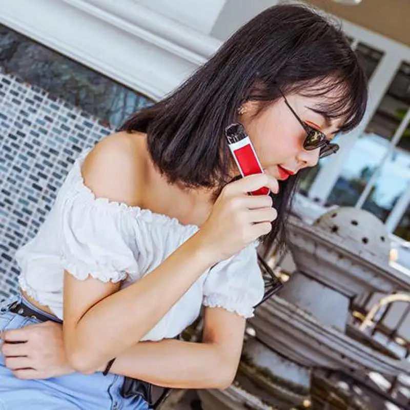 New VEIIK Airo Pod Kit Portable 2ml Capacity 1.2ohm Coil Vaporizer Vape Pod Cartridge Electronic Cigarette 500mAh 360mAh
New VEIIK Airo Pod Kit Portable 2ml Capacity 1.2ohm Coil Vaporizer Vape Pod Cartridge Electronic Cigarette 500mAh 360mAh