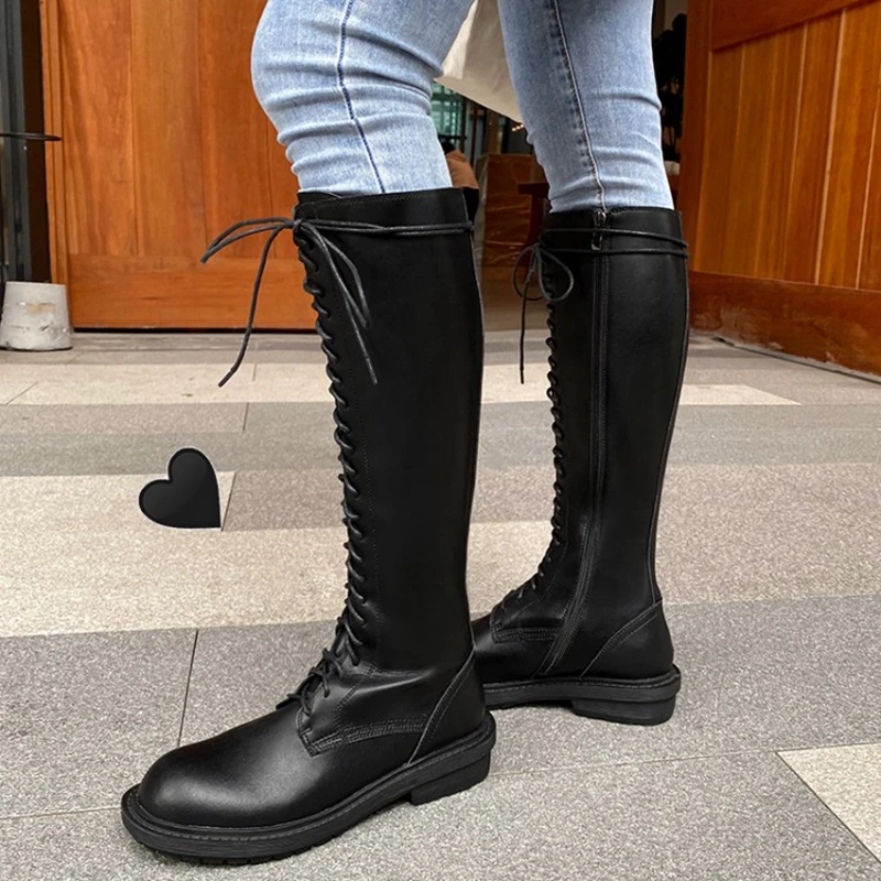 Autumn New Style Women's Knee-high High-top Leather Women's Boots Warm Locomotive Boots Outdoor Snow Boots Cowhide Women's Shoes
Autumn New Style Women's Knee-high High-top Leather Women's Boots Warm Locomotive Boots Outdoor Snow Boots Cowhide Women's Shoes