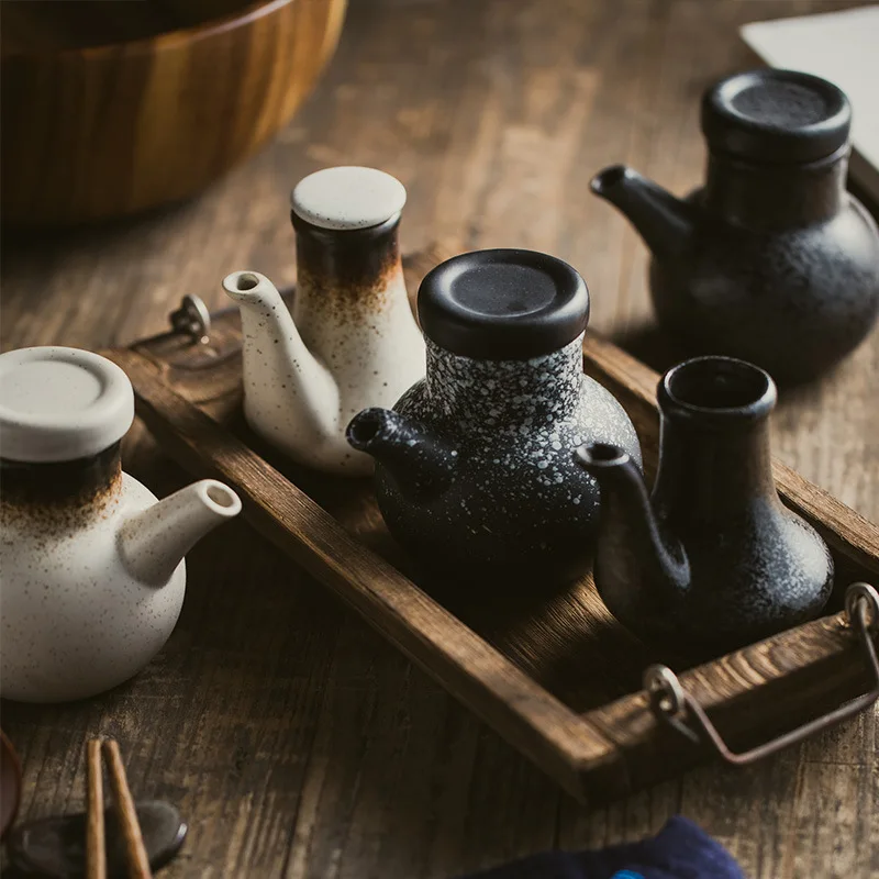 Creative Japanese Ceramic Spice Jar with Lid Oil Bottle Soy Sauce Pot Small Vinegar Pot Kitchen Tool Tableware Seasoning Jar
Creative Japanese Ceramic Spice Jar with Lid Oil Bottle Soy Sauce Pot Small Vinegar Pot Kitchen Tool Tableware Seasoning Jar