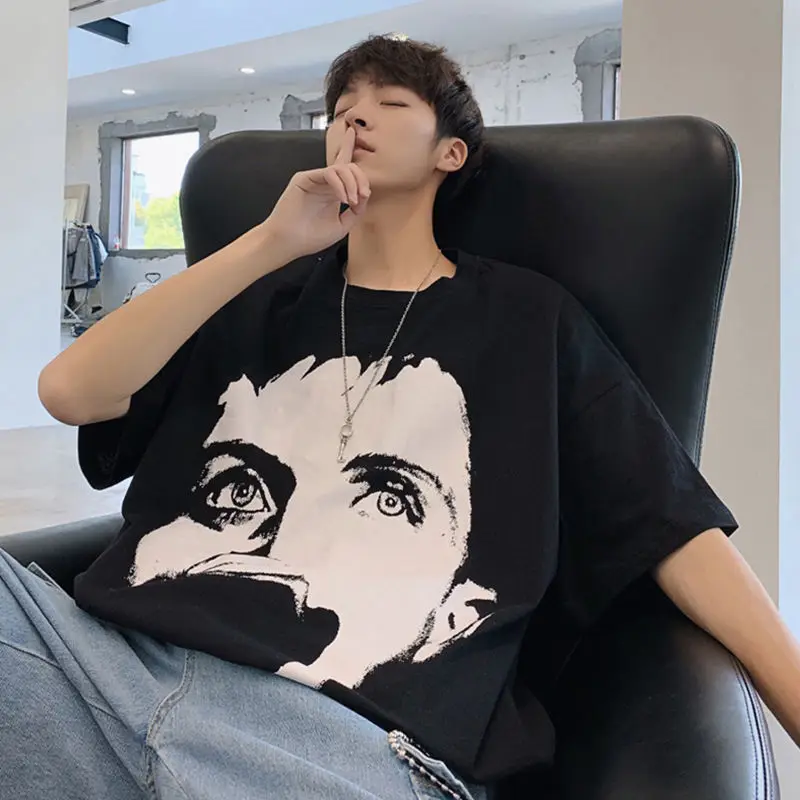 Web celebrity fashion print hip-hop short sleeve INS popular logo couple outfit boys five minute sleeve T-shirt summer
Web celebrity fashion print hip-hop short sleeve INS popular logo couple outfit boys five minute sleeve T-shirt summer
