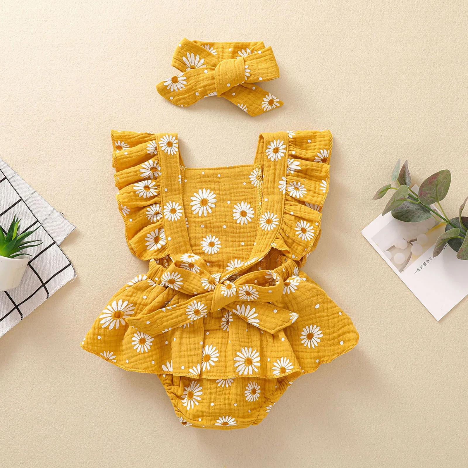 Summer Baby Girls Rompers Newborn Baby Clothes Toddler Ruffles Sleeveless Embroidery Cotton Linen Romper Jumpsuits One-Pieces
Summer Baby Girls Rompers Newborn Baby Clothes Toddler Ruffles Sleeveless Embroidery Cotton Linen Romper Jumpsuits One-Pieces