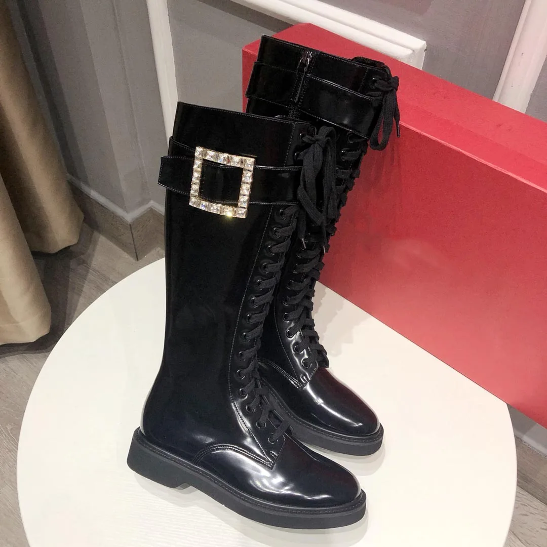 Brand Long Boots Ladies Winter Shoes Women Buckle Crystal Botas De Mujer Fashion Runway Botas Females Lace up Chaussure Femme
Brand Long Boots Ladies Winter Shoes Women Buckle Crystal Botas De Mujer Fashion Runway Botas Females Lace up Chaussure Femme