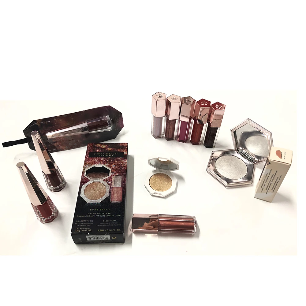 Stunna Lip Paint Liquid lipstick Longwear Fluid Lip Color UNCUFFED UNCENSORED Long Lasting Waterproof Nude soft matte Lip Gloss
Stunna Lip Paint Liquid lipstick Longwear Fluid Lip Color UNCUFFED UNCENSORED Long Lasting Waterproof Nude soft matte Lip Gloss