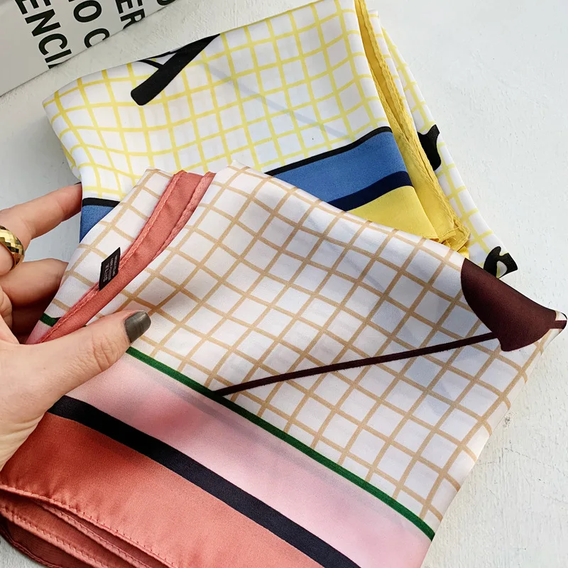 2021 Silk Scarf Women Neck Hair Foulard Square Small Headband Fashion Print Neckerchief Scarves Bandana 70cm Shawls and Wraps
2021 Silk Scarf Women Neck Hair Foulard Square Small Headband Fashion Print Neckerchief Scarves Bandana 70cm Shawls and Wraps