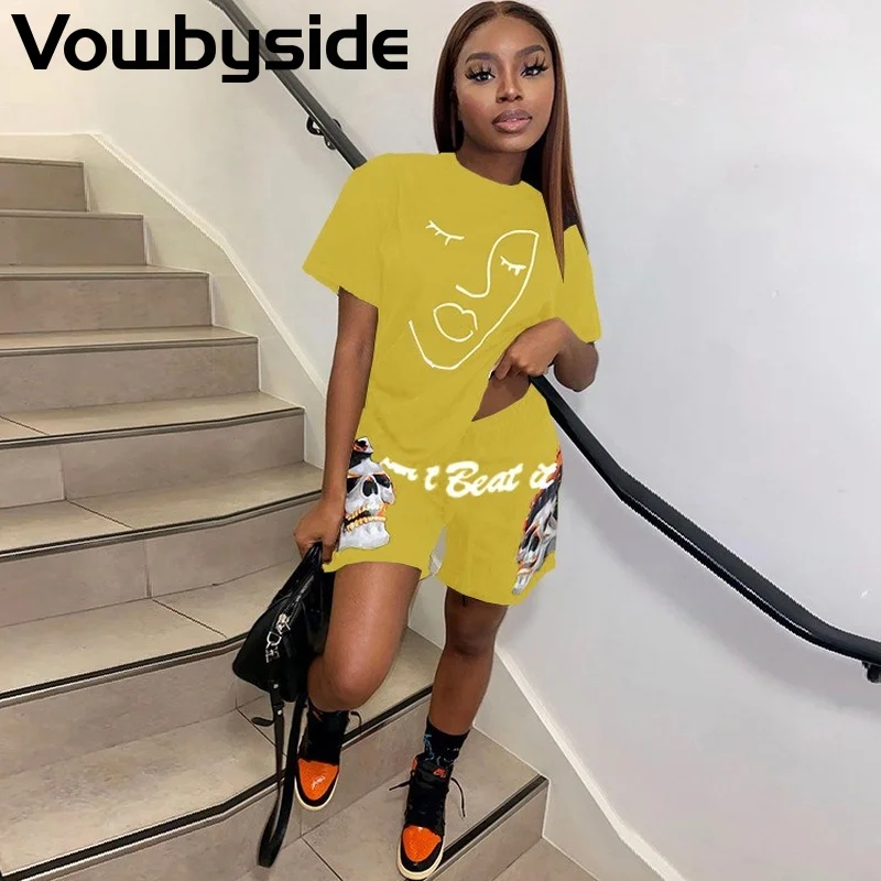 Women's Suit Casual Round Neck Short Sleeved T-shirt Skull Print Shorts Two Piece Suit Short Sets
Women's Suit Casual Round Neck Short Sleeved T-shirt Skull Print Shorts Two Piece Suit Short Sets