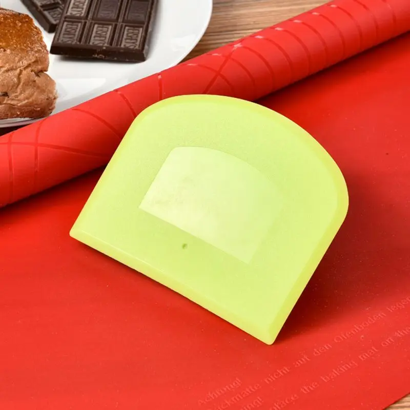 Soft Cake Cream Scraper Kitchen DIY Baking Tools PP Plastic Flour Scraper Green Dough Slicer Pastry Tools For Kitchen Cookware
Soft Cake Cream Scraper Kitchen DIY Baking Tools PP Plastic Flour Scraper Green Dough Slicer Pastry Tools For Kitchen Cookware