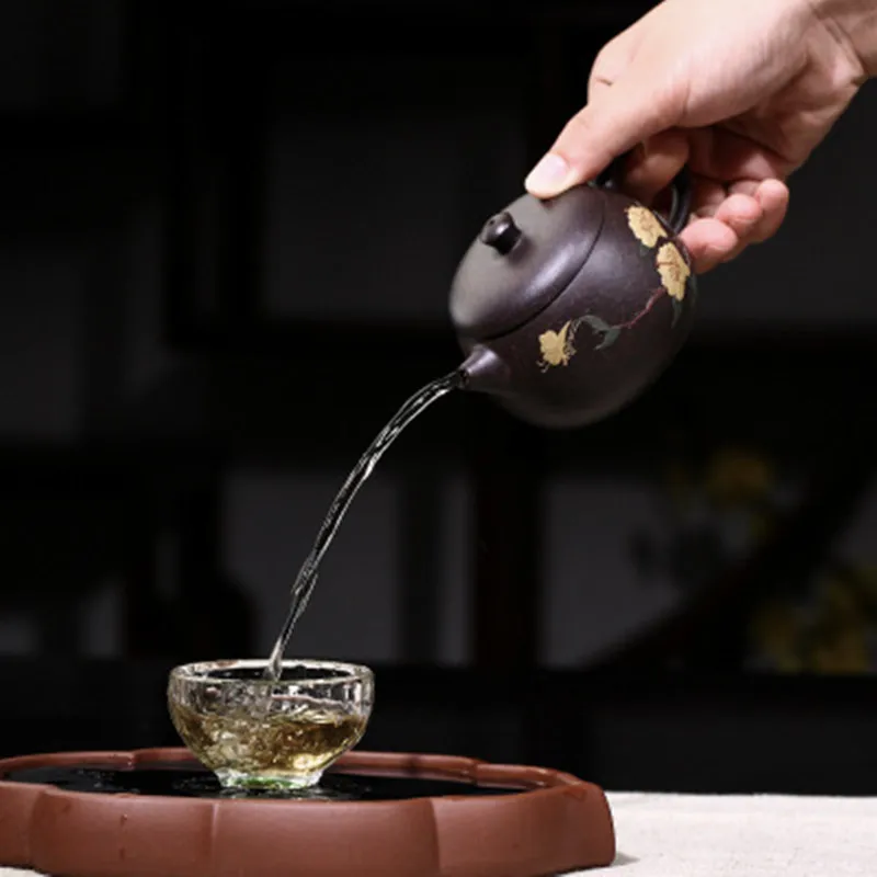 2020 Real Tetera Teapot Yixing Zisha Clay Chinese Porcelain Teapots Tea Pot Ceramic 185ml New Arrived High Quality With Gift Box
2020 Real Tetera Teapot Yixing Zisha Clay Chinese Porcelain Teapots Tea Pot Ceramic 185ml New Arrived High Quality With Gift Box