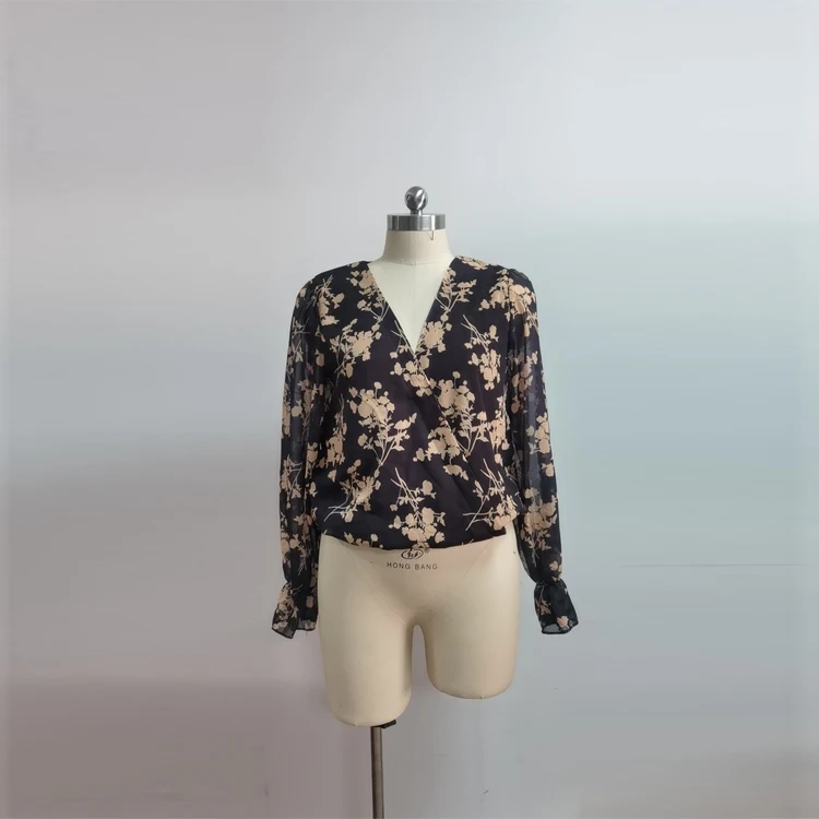 Vintage Print Chiffon Blouse Women Top Deep V-neck Long Sleeve Shirts Autumn Spring Office Lady Dots Blouse Plus Size XXL
Vintage Print Chiffon Blouse Women Top Deep V-neck Long Sleeve Shirts Autumn Spring Office Lady Dots Blouse Plus Size XXL