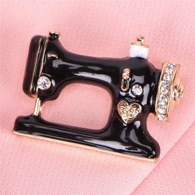 Hot Sale Women Men Jewelry Fashion Brooches Pins Palace Sewing Machine 2018 New Arrival High Quality Brooches Pins
Hot Sale Women Men Jewelry Fashion Brooches Pins Palace Sewing Machine 2018 New Arrival High Quality Brooches Pins