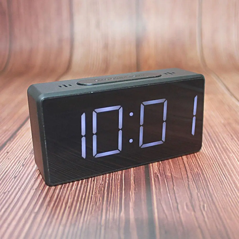Digital Alarm LED Clock Snooze Table Clock Electronic Multifunction Alarm Timer Clock Clock C- Desk Thermometer Calendar T3K5
Digital Alarm LED Clock Snooze Table Clock Electronic Multifunction Alarm Timer Clock Clock C- Desk Thermometer Calendar T3K5