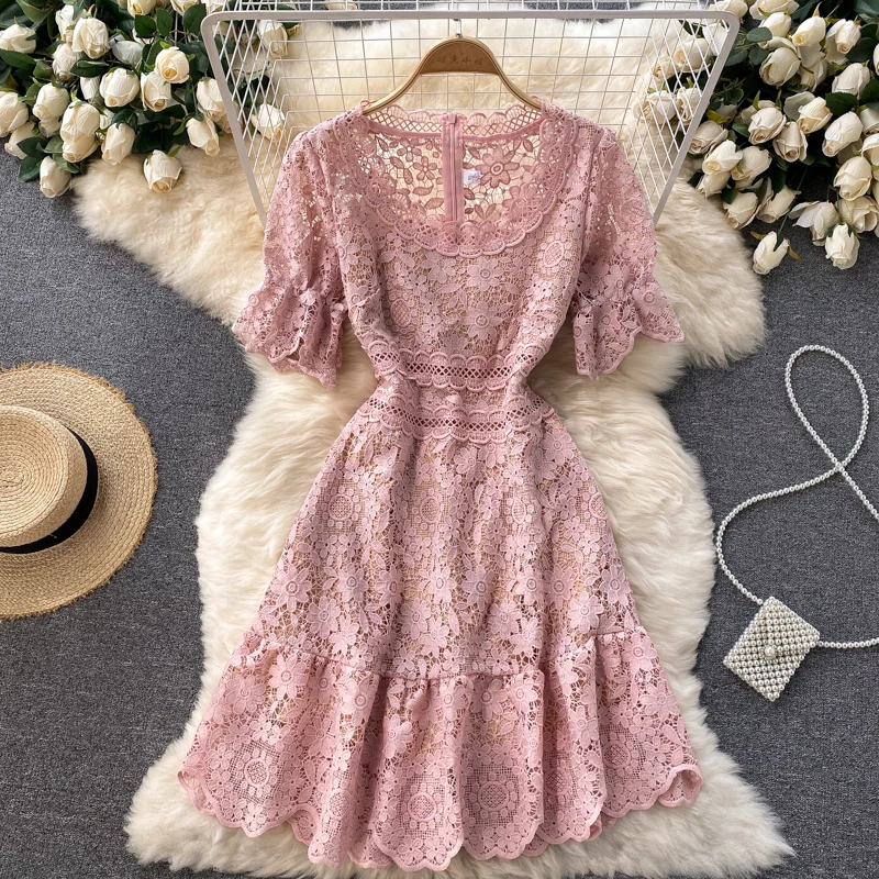Women Lace Dress 2021 Summer Short Sleeve Hollow Out Mini Party Dress Elegant Ladies Slim A-line Korean Fashion Dress Vestidos
Women Lace Dress 2021 Summer Short Sleeve Hollow Out Mini Party Dress Elegant Ladies Slim A-line Korean Fashion Dress Vestidos