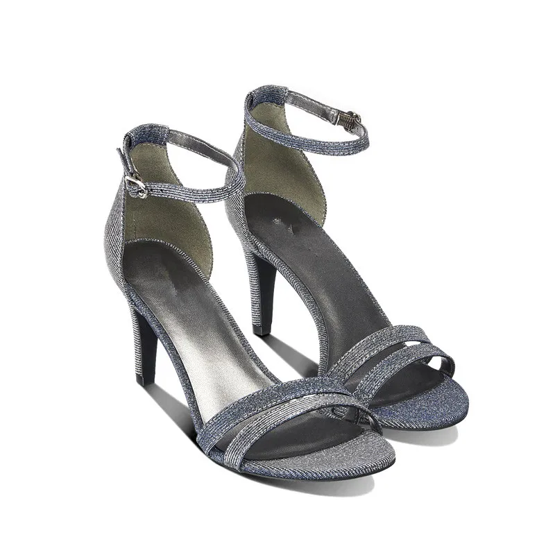 Professional Salsa Latin Dance Shoes Black Shinny Glitter For Women Heel Height 8.5cm Zapatos De Baile Open Toe Size US 4-12 
Professional Salsa Latin Dance Shoes Black Shinny Glitter For Women Heel Height 8.5cm Zapatos De Baile Open Toe Size US 4-12