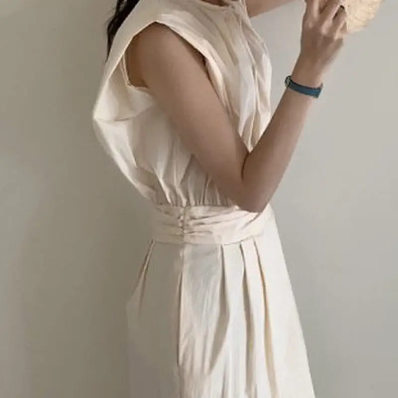 O Neck Sleeveless Summer Temperament Dress Women High Waist Hip A Line Pleat Long Vestidos Ol Slim Robe Summer 2021
O Neck Sleeveless Summer Temperament Dress Women High Waist Hip A Line Pleat Long Vestidos Ol Slim Robe Summer 2021