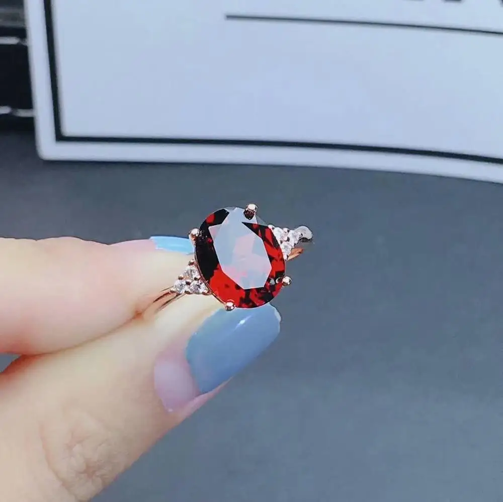 SHILOVEM 925 Серебряные кольца с натуральным красным гранатом, открытые Модные женские кольца, оптовая продажа, хороший подарок на день рождения для женщин, новый 8*10 мм JCJ0810999AGS
SHILOVEM 925 Серебряные кольца с натуральным красным гранатом, открытые Модные женские кольца, оптовая продажа, хороший подарок на день рождения для женщин, новый 8*10 мм JCJ0810999AGS