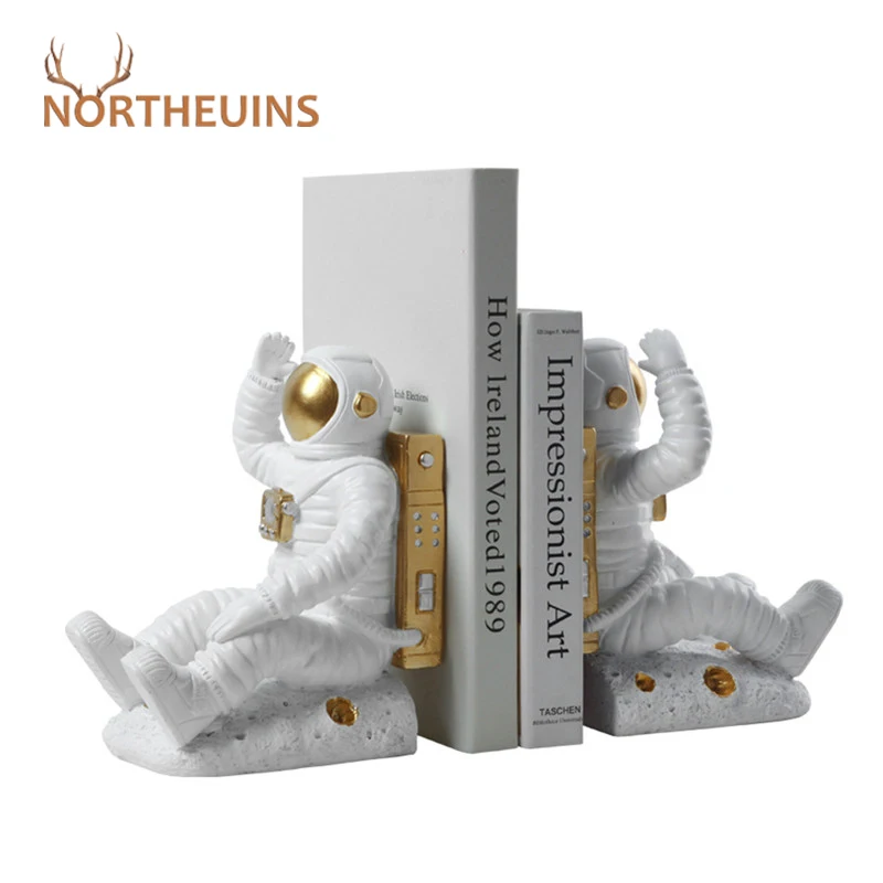 NORTHEUINS Resin Astronaut Bookend Figurines Cosmonaut Statue Miniature Statuette Souvenirs for Interior Home Decor Living Room
NORTHEUINS Resin Astronaut Bookend Figurines Cosmonaut Statue Miniature Statuette Souvenirs for Interior Home Decor Living Room