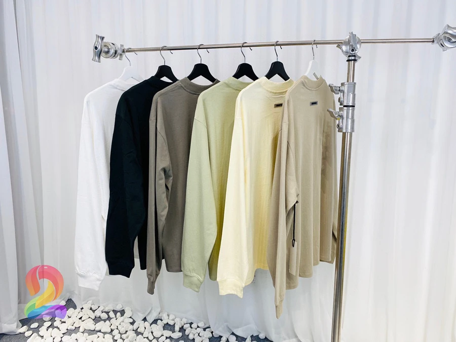 Essentials Sweatshirt Men Women High Quality Three-dimensional Label on The Back Pullover Essentials Loose Fashion Casual tops
Essentials Sweatshirt Men Women High Quality Three-dimensional Label on The Back Pullover Essentials Loose Fashion Casual tops