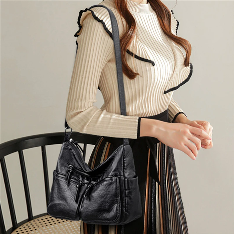 Luxury Handbags WomenShoulder Bags Designer Soft Ladies Chic PU Leather Stylish Crossbody Shoulder Bag High Quality Leather
Luxury Handbags WomenShoulder Bags Designer Soft Ladies Chic PU Leather Stylish Crossbody Shoulder Bag High Quality Leather