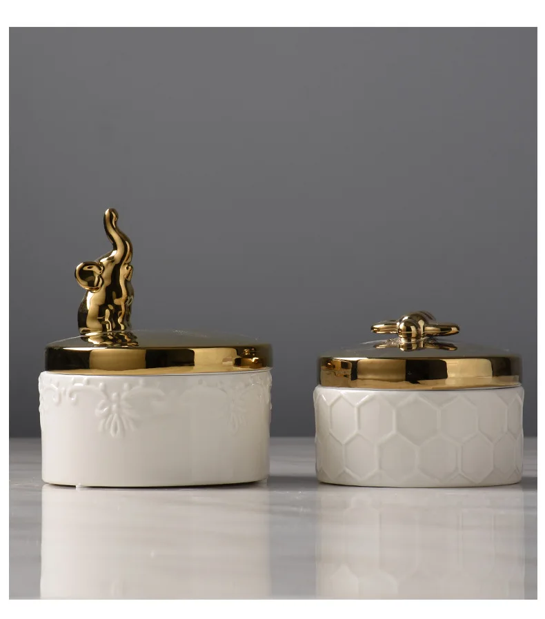 Nordic modern simple ceramic animal jewelry box neoclassic bedroom living room wine cabinet decoration creative ornaments 
Nordic modern simple ceramic animal jewelry box neoclassic bedroom living room wine cabinet decoration creative ornaments