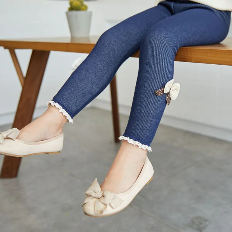 High quality pants 2020 new girls autumn and winter thickened imitation jeans Bow Girls Leggings Kids trousers children pants
High quality pants 2020 new girls autumn and winter thickened imitation jeans Bow Girls Leggings Kids trousers children pants
