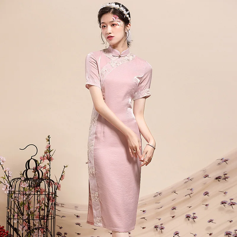 Cheongsam Dress Summer Women's Vintage Embroidered 2021 Stand Collar Short Sleeves Slim Ladies Split Pink Fine Dress Midi S-XXL
Cheongsam Dress Summer Women's Vintage Embroidered 2021 Stand Collar Short Sleeves Slim Ladies Split Pink Fine Dress Midi S-XXL