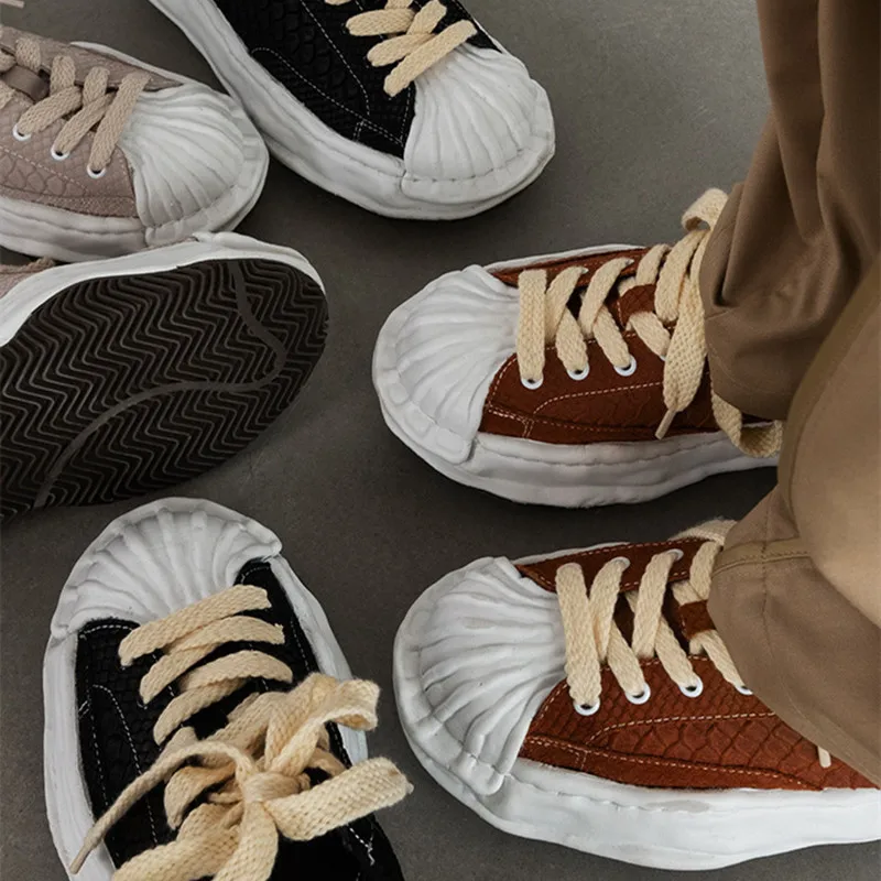 Platform Sneakers Mens Shoes Genuine Leather Outdoor Vulcanize Chunky Athletic Shoes Comfortable Lace Up Fashion Sports Shoes
Platform Sneakers Mens Shoes Genuine Leather Outdoor Vulcanize Chunky Athletic Shoes Comfortable Lace Up Fashion Sports Shoes