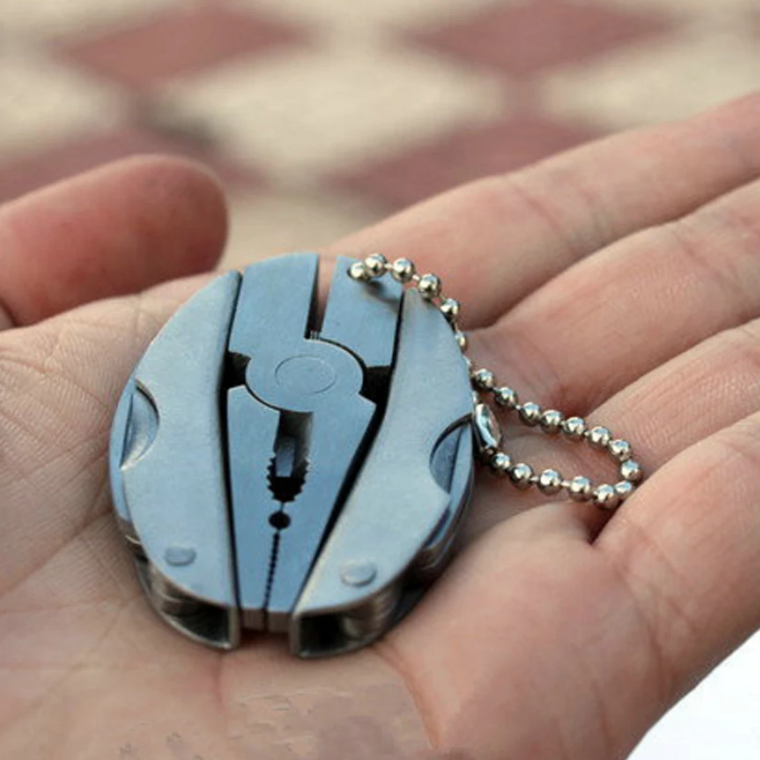 Pocket Multitools Plier 1pc Outdoor Mini Portable Folding Muilti-functional Plier Clamp Keychain Hiking Camping Tool
Pocket Multitools Plier 1pc Outdoor Mini Portable Folding Muilti-functional Plier Clamp Keychain Hiking Camping Tool