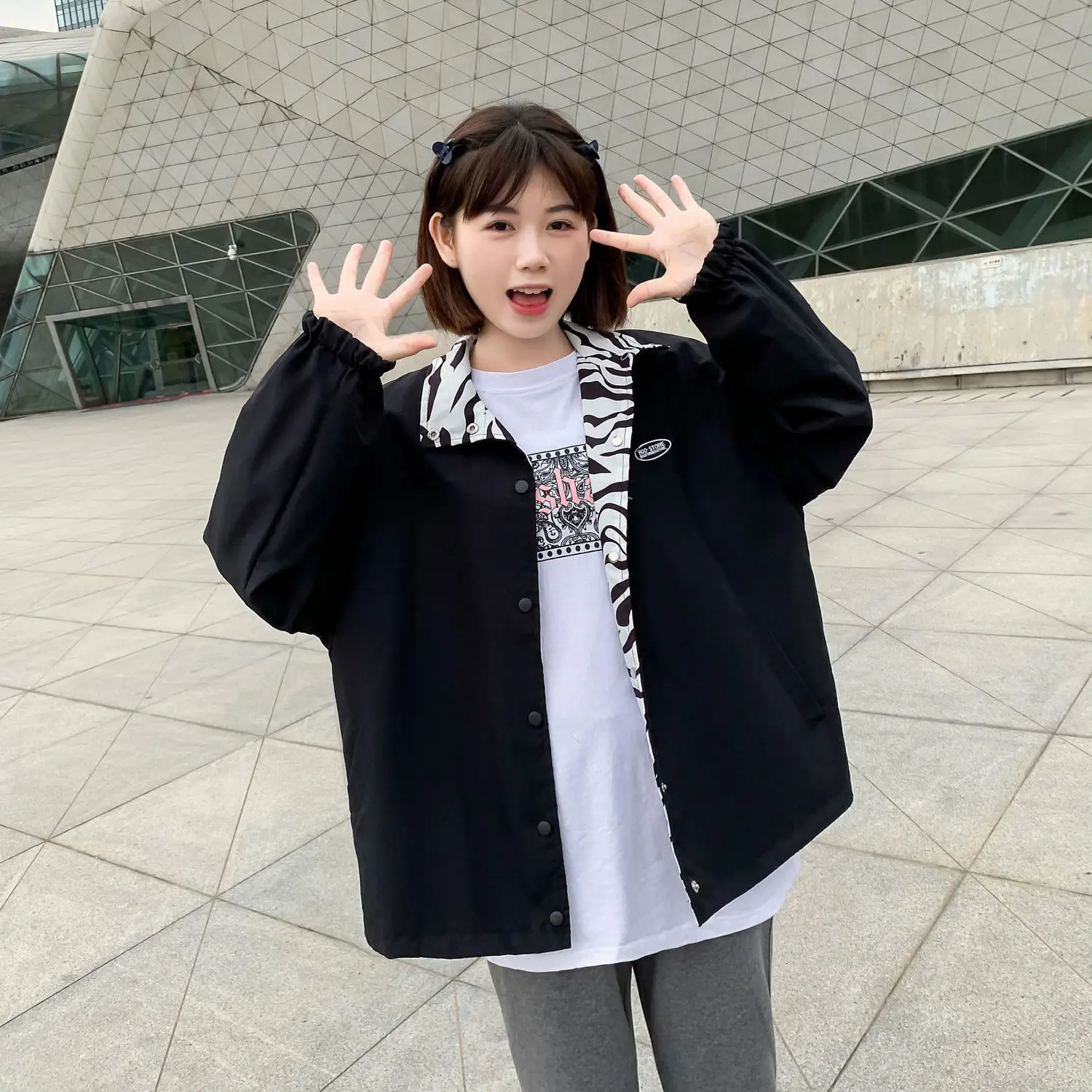 MRWILK 2021 Spring And Autumn New Korean Version Harajuku BF Style Wear Zebra Pattern Coat On Both Sides Women's Coat Jacket
MRWILK 2021 Spring And Autumn New Korean Version Harajuku BF Style Wear Zebra Pattern Coat On Both Sides Women's Coat Jacket
