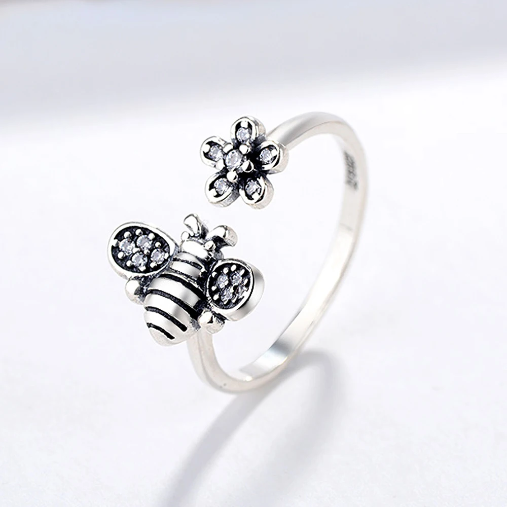 CUTEECO 2019 New Fashion Adjustable Open Ancient Silver Color Finger Rings For Women Bee Shape Brand Ring Jewelry Gifts
CUTEECO 2019 New Fashion Adjustable Open Ancient Silver Color Finger Rings For Women Bee Shape Brand Ring Jewelry Gifts