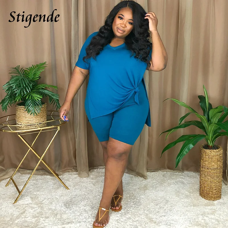 Stigende Women Plus Size Two Piece Shorts Set Casual Solid Color Side Slit T Shirt and Shorts Summer Outfits
Stigende Women Plus Size Two Piece Shorts Set Casual Solid Color Side Slit T Shirt and Shorts Summer Outfits
