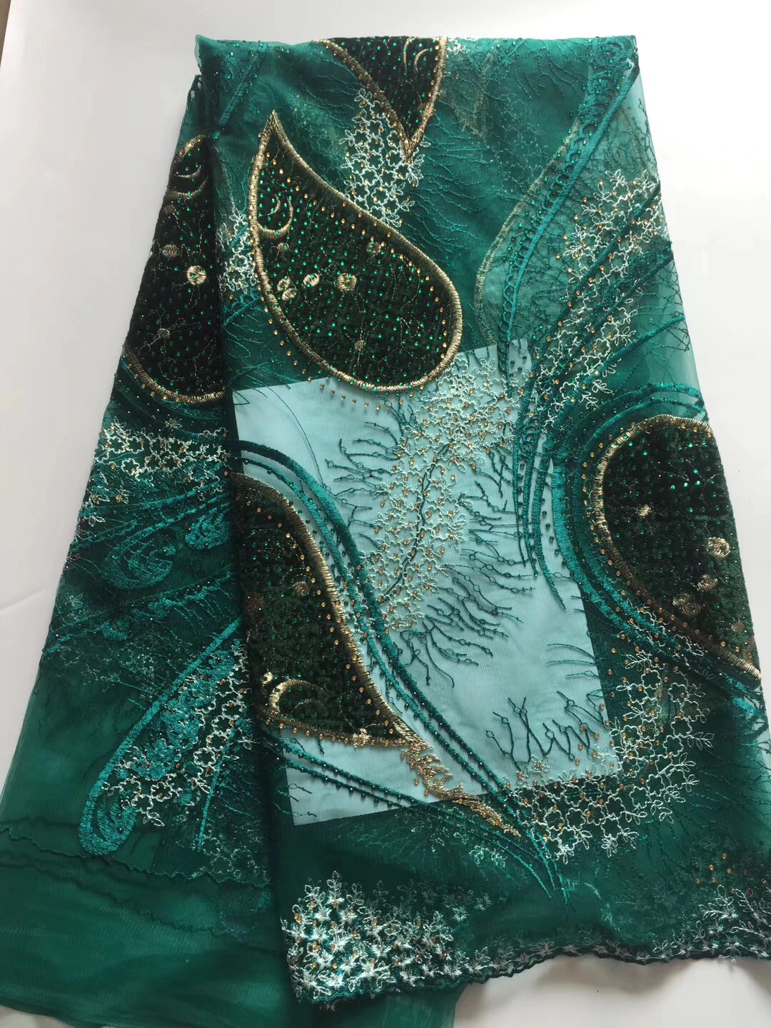 Blue African Tulle Lace Fabric 2020 Latest Embroiderd High Quality French Lace Fabric Nigerian Lace Fabric For Wedding KCD9544
Blue African Tulle Lace Fabric 2020 Latest Embroiderd High Quality French Lace Fabric Nigerian Lace Fabric For Wedding KCD9544