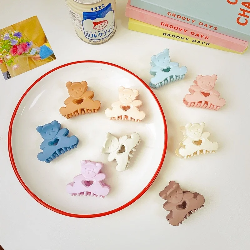 Lovely Bear Hair Claw Clamp for Women Girls Kids Hairpin Crabclaw Korean Style Hairbands Washface Hair Accessories Headwear
Lovely Bear Hair Claw Clamp for Women Girls Kids Hairpin Crabclaw Korean Style Hairbands Washface Hair Accessories Headwear