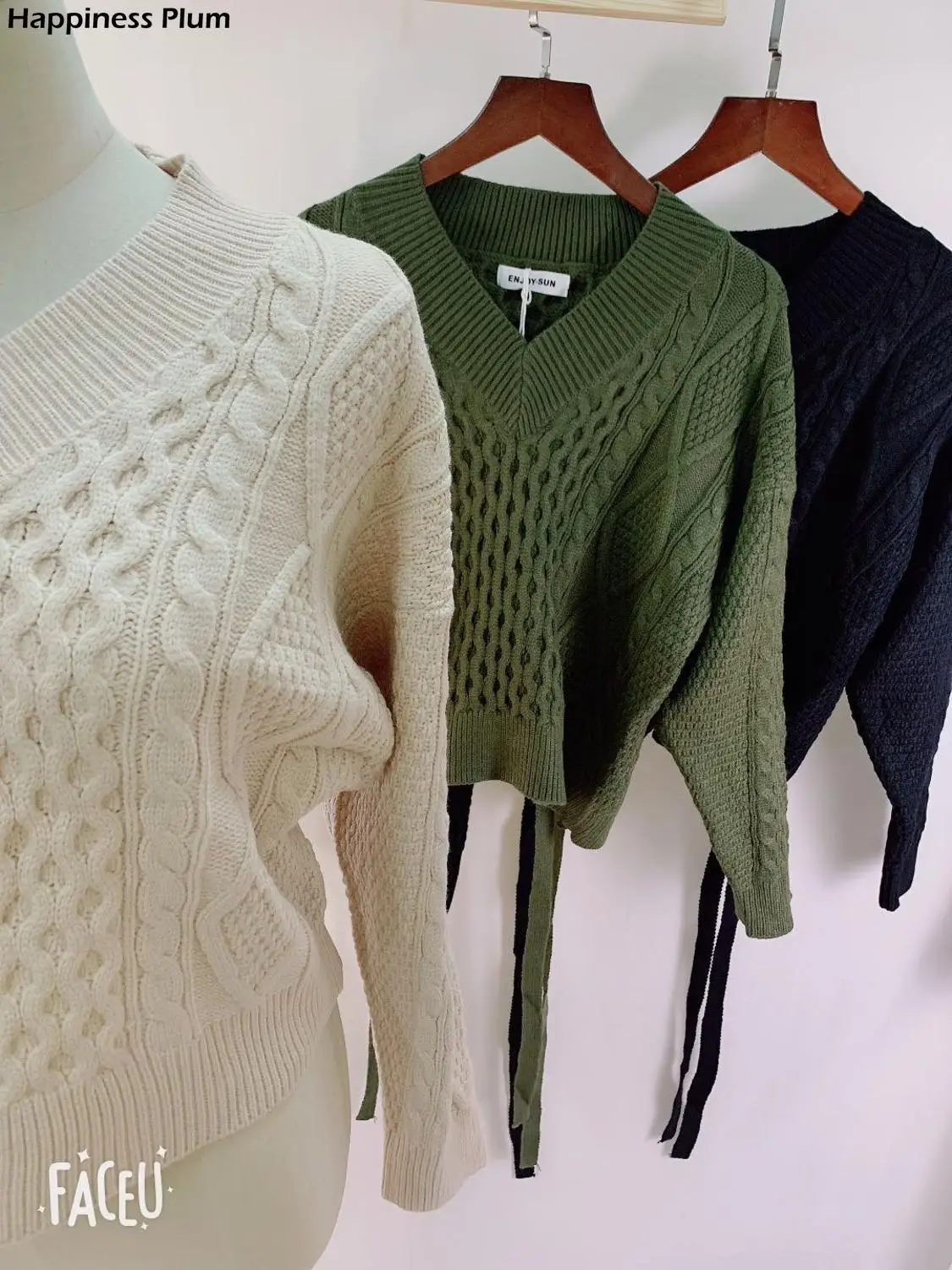 New Winter Sweater Women Pullover Girls Tops Vintage stripe Autumn Elegant Female Knitted Outerwear Warm Sweater Oversize
New Winter Sweater Women Pullover Girls Tops Vintage stripe Autumn Elegant Female Knitted Outerwear Warm Sweater Oversize