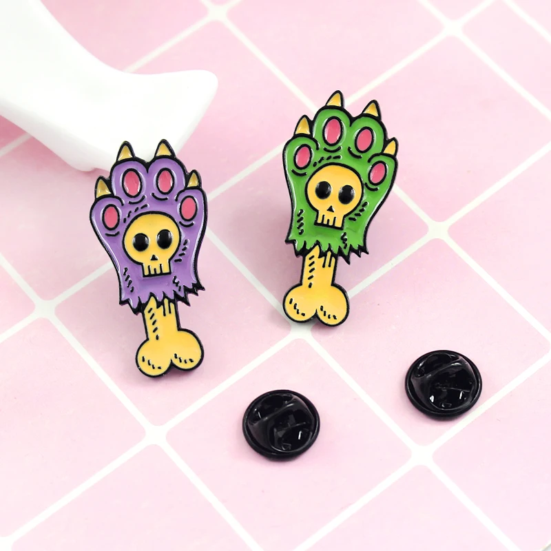 XCMRYSP Animal Skeleton Claw Badge Brooch Exaggerated Metal Enamel Lapel Pin Backpack Clothes Fashion Jewelry Gift for Men
XCMRYSP Animal Skeleton Claw Badge Brooch Exaggerated Metal Enamel Lapel Pin Backpack Clothes Fashion Jewelry Gift for Men