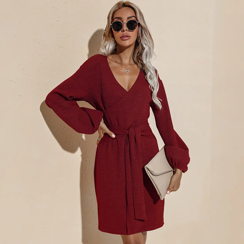 Women's Sweater Dress Autumn / Winter Knitted Elegant Lace V-neck Long Long-sleeved Sweater Thin Dress Solid Color Red Dress
Women's Sweater Dress Autumn / Winter Knitted Elegant Lace V-neck Long Long-sleeved Sweater Thin Dress Solid Color Red Dress